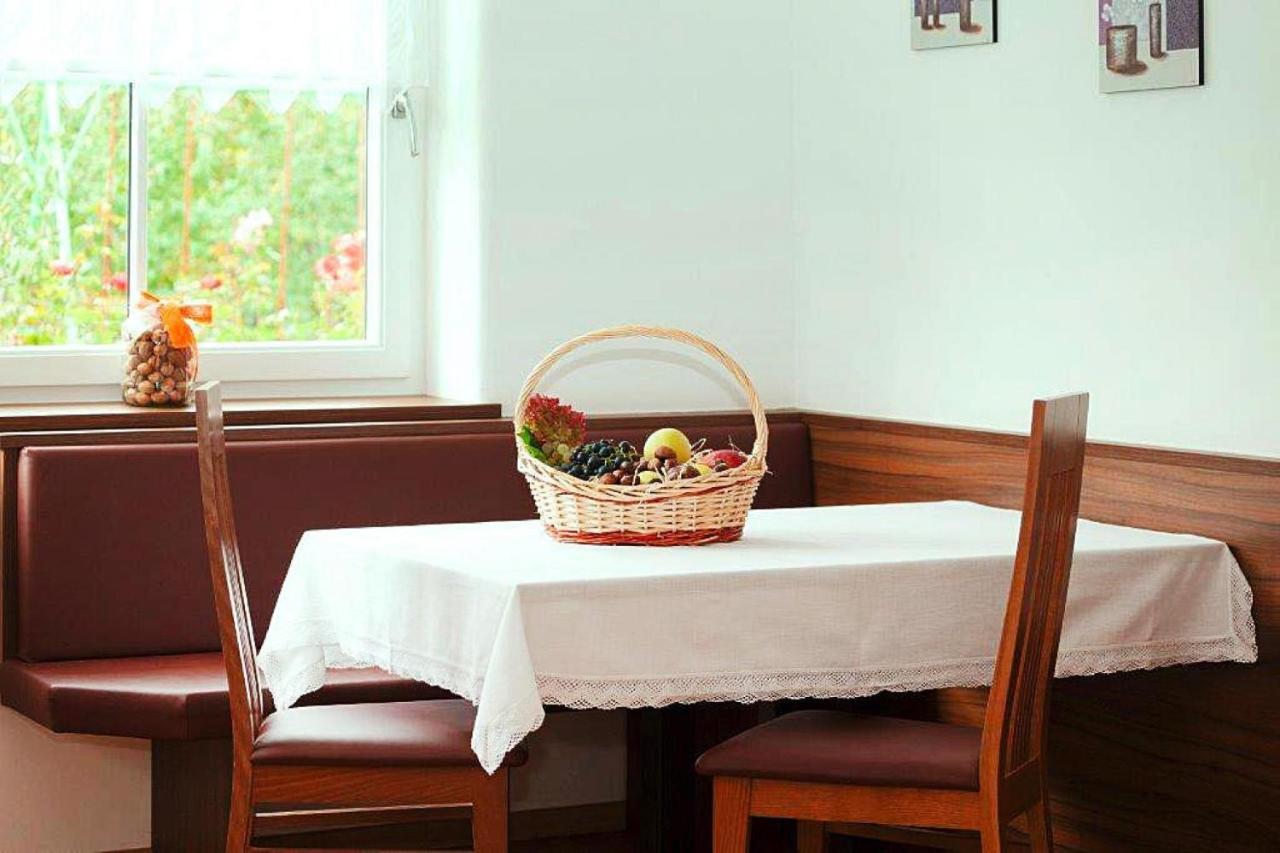 Apartment In Naz-Sciaves With Garden Natz-Schabs Экстерьер фото